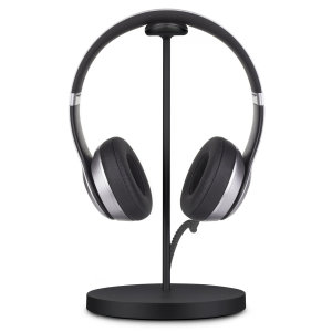 The Twelve South Fermata Headphone Charging Stand allows you to charge any Micro-USB headphones whilst catering for them in an organised and neat fashion. Showcase your premium headphones whist conveniently charging at the same time.