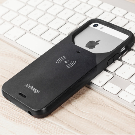 aircharge MFi Qi iPhone SE Wireless Charging Case Hülle in Schwarz