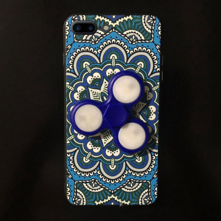 Olixar iPhone 8 / 7 Plus Fidget Spinner Pattern Case - Blue / White