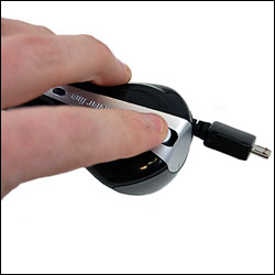 Chargeur allume-cigare micro-USB - Cellular Line - Avec câble rétractable et deuxième port USB (taille)