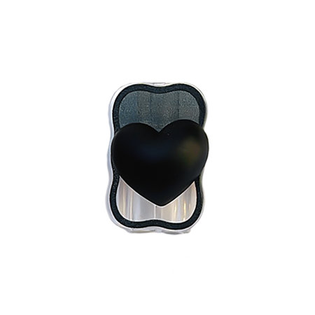 LoveCases Black Heart Cable Protector