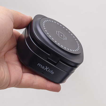 Maxlife 15W Foldable 3-in-1 Magnetic Wireless Charger