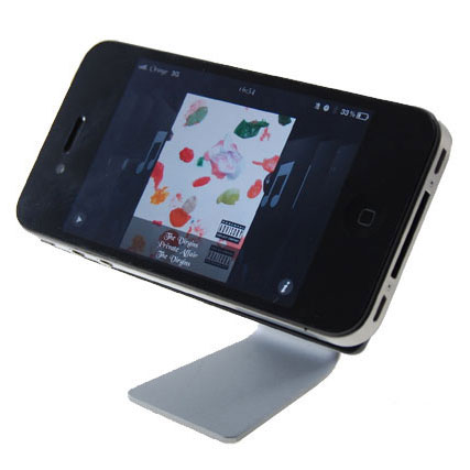 The Ultimate iPhone 4S Accessory Pack - White