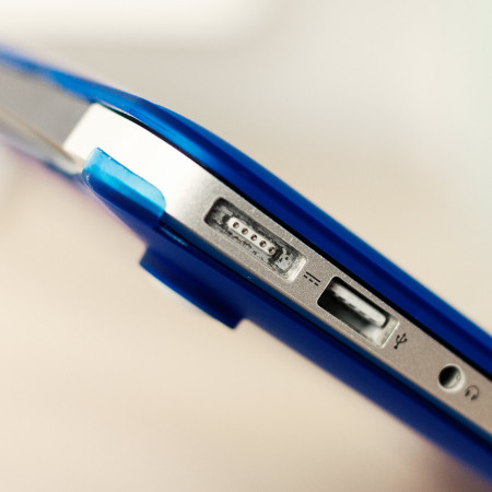 Olixar ToughGuard MacBook Air 13 inch Hard Case - Blue