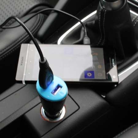 Cargador de coche universal doble entrada USB -  PNG1130