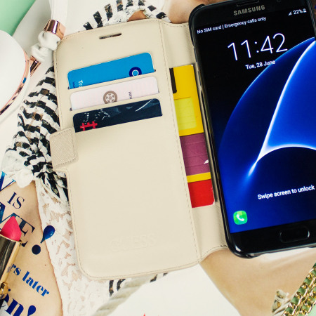 Oorzaak Ter ere van Roeispaan Guess Leather-Style Samsung Galaxy S7 Edge Wallet Case - Beige Gold