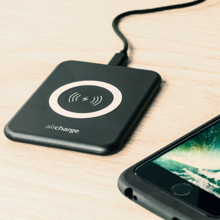 aircharge Qi induktive Ladestation in Schwarz