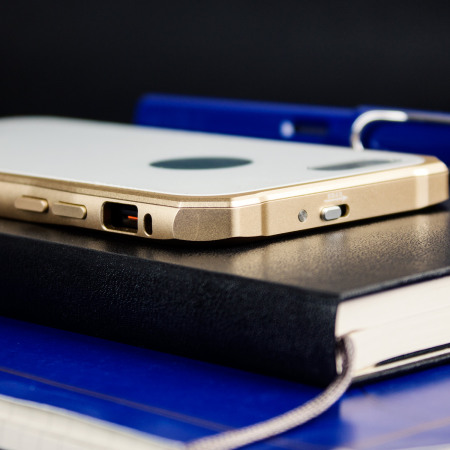 Luphie Gehärtetes Glas und Metal iPhone 7 Bumper in Gold & Weiß