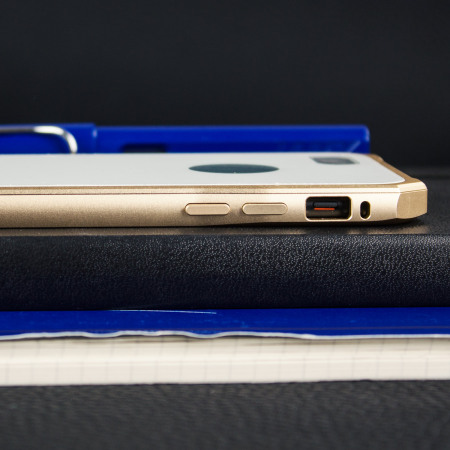 Luphie Gehärtetes Glas und Metal iPhone 7 Bumper in Gold & Weiß
