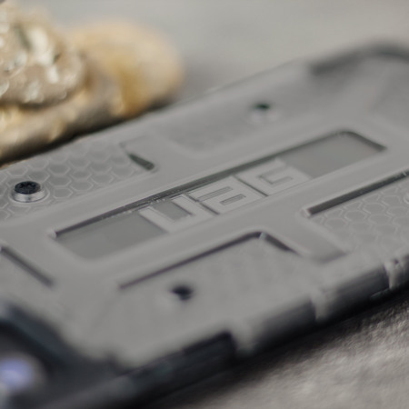 UAG iPhone 7 Protective Case - As / Zwart