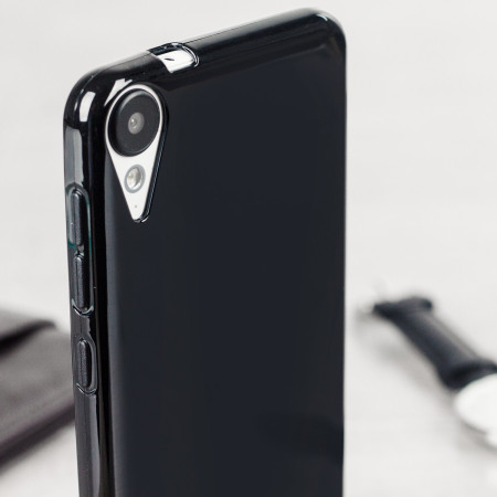 Olixar FlexiShield HTC Desire 825 Gel Case - Solid Black
