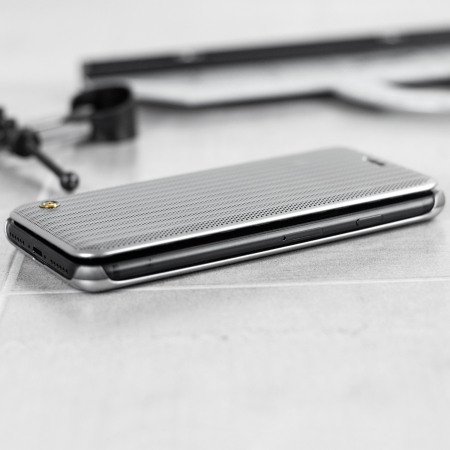 STIL Jet Set iPhone 7 Flip Case Hülle in Micro Silber