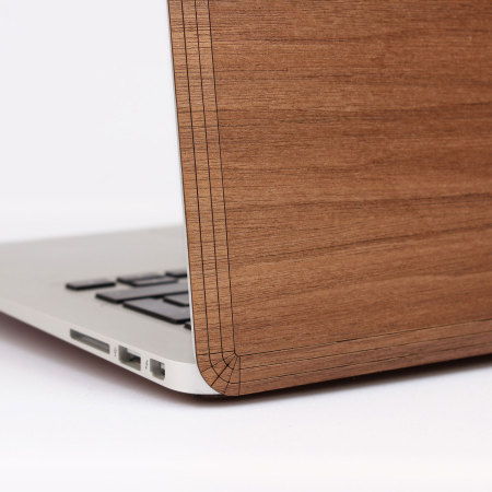 Funda de madera WoodWe para Macbook Pro Retina 13 - Nogal