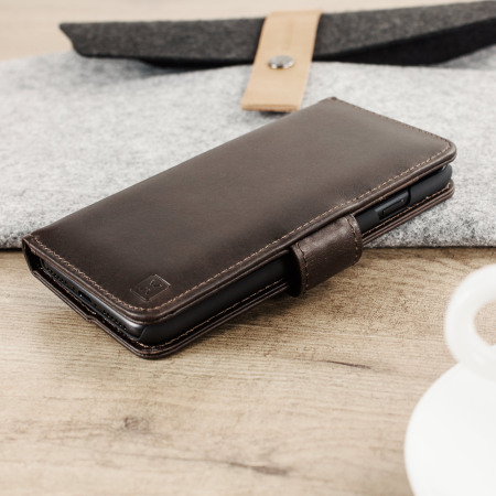 Olixar iPhone 7 Ledertasche Wallet Case in Braun