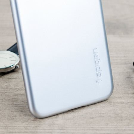 Spigen Thin Fit iPhone 7 Plus Suojakotelo - Satiini Hopea
