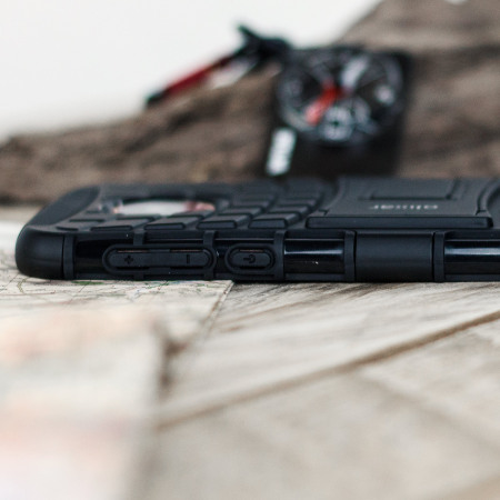 Olixar ArmourDillo Motorola Moto Z Force Protective Case - Black