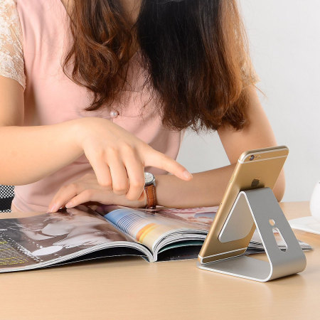 Olixar Alpha Universal Premium Metal Smartphone & Tablet Stand