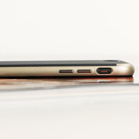 Olixar X-Duo iPhone 8 Skal - Kolfiber Guld