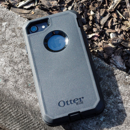 OtterBox Defender Series Black Rugged Case - For iPhone SE 2022