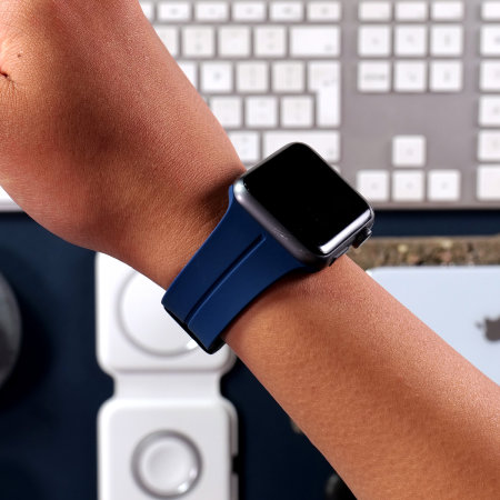 Olixar Midnight Blue Silicone Strap with Magnetic Buckle - For Apple Watch  Series 7 45mm