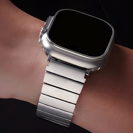 Olixar Silver Titanium Metal Links Band - For Apple Watch Series 7