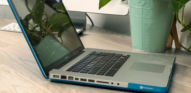 ToughGuard MacBook Pro 15 Inch Hard Case - Blue