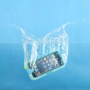 Griffin Survivor + Catalyst Waterproof Case for iPhone 5 - Black