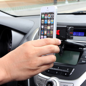 The Claw Universal Case Compatible Car Mount