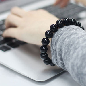 Olixar Bead Bracelet Lightning Cable - Black