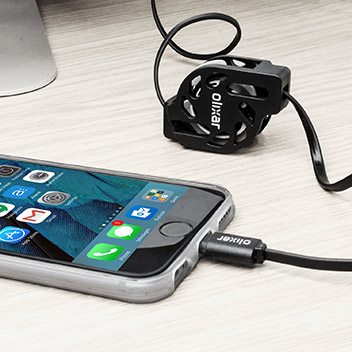 Olixar Retracta-Cable MFI Lightning Charge and Sync Cable - Black
