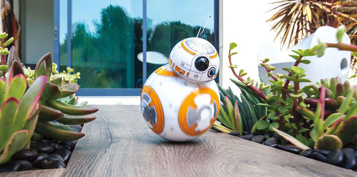 Pack Droïde BB-8 Sphero / BraceletStar Wars controllé via application