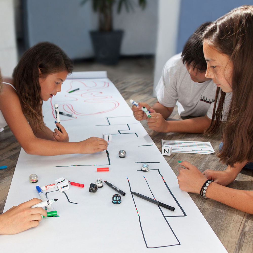 Ozobot 2.0 Bit Robot Double Pack - Titanium Black & Crystal White