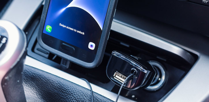 Olixar Retractable 3.4A Micro USB In-Car Charger with USB Port