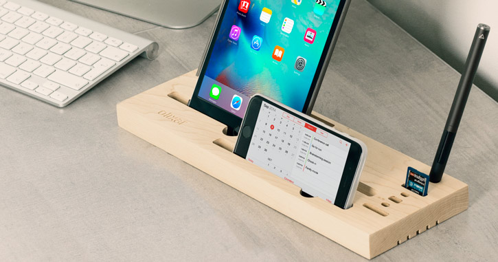 Olixar Tablet and Smartphone Multifunction Wooden Desk Station