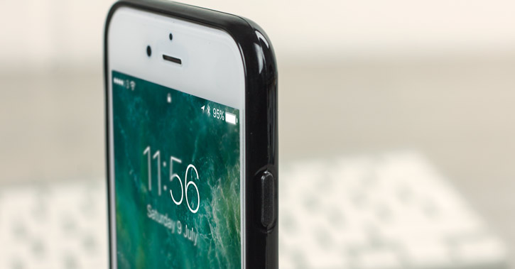 Olixar FlexiShield iPhone 7 Gel Hülle in Jetschwarz