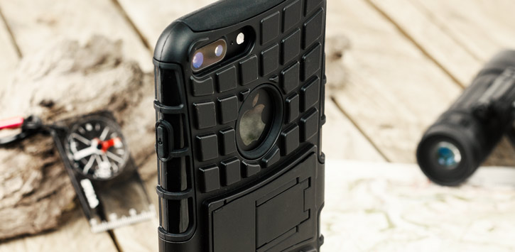 Olixar ArmourDillo iPhone 7 Plus Protective Case - Black