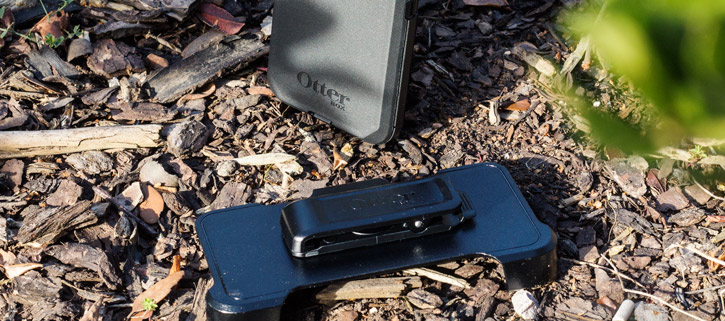 OtterBox Defender Series iPhone 8 / 7 Case - Black