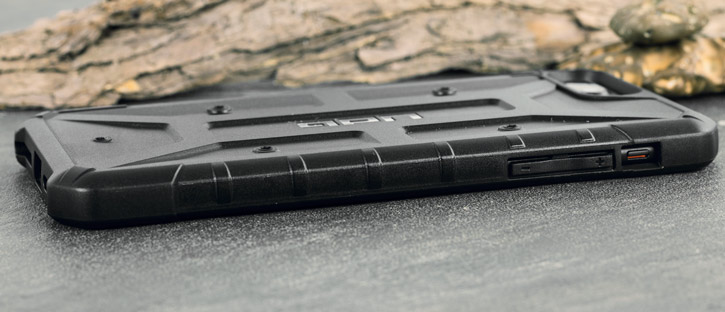 UAG Pathfinder iPhone 7 Plus Rugged Case - Black / Black