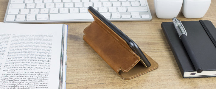 Olixar Slim Genuine Leather Flip iPhone 8 / 7 Wallet Case - Tan