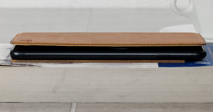 Olixar Slim Genuine Leather Flip iPhone 7 Plus Wallet Case - Tan