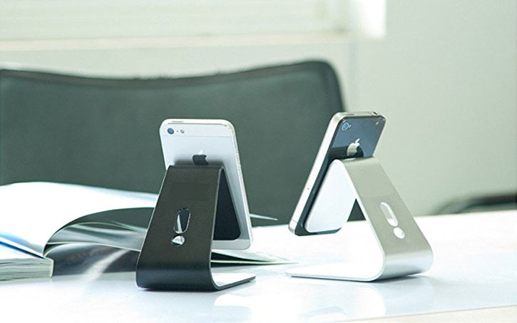 Support bureau universel en métal pour smartphone et tablette – Argent