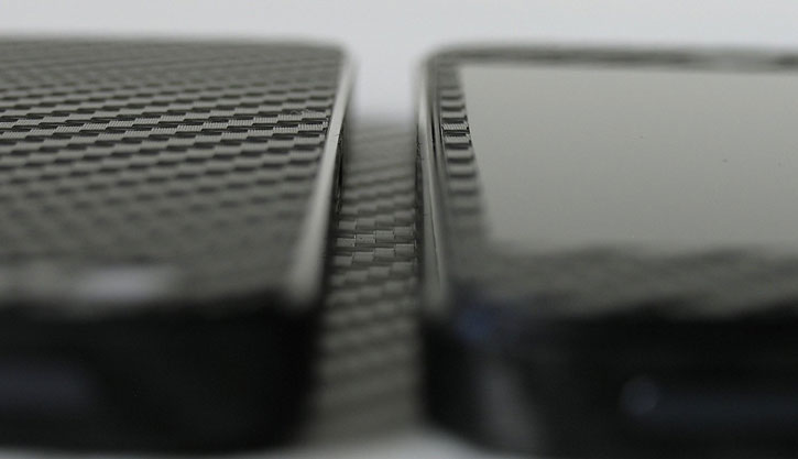 Easyskinz iPhone SE / 5S / 5 3D Textured Carbon Fibre Skin - Black