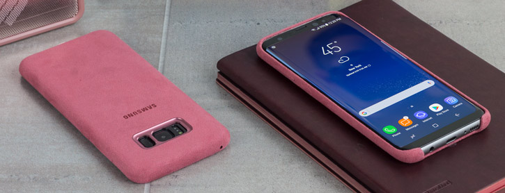 Coque Officielle Samsung Galaxy S8 Plus Alcantara Cover – Rose vue sur appareil photo