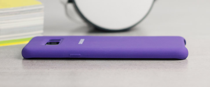 Coque Officielle Samsung Galaxy S8 Silicone Cover – Violette vue sur touches