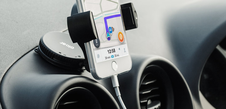 Olixar DriveTime iPhone 7 Plus Car Holder & Charger Pack