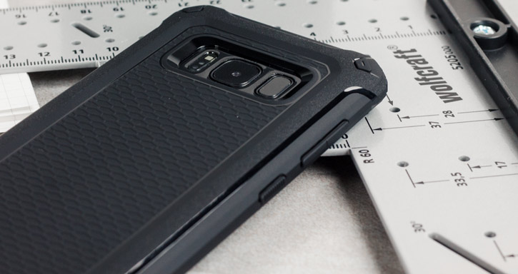 Coque Samsung Galaxy S8 Spigen Rugged Armor – Extra noire vue sur touches