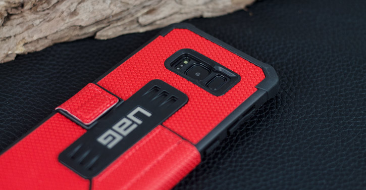 Coque Samsung Galaxy S8 Plus UAG Metropolis Rugged Wallet –Rouge Magma vue sur touches