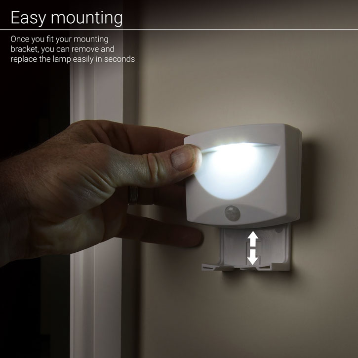 AGL Wireless LED PIR Motion Sensor Handy Lamp Night Light