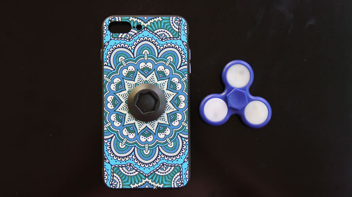 Olixar iPhone 7 Plus Fidget Spinner Muster-Hülle - Blau / Weiß