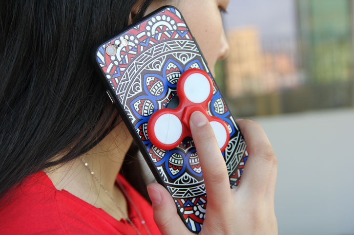 Olixar iPhone 7 Plus Fidget Spinner Muster-Hülle - Rot / Blau 
